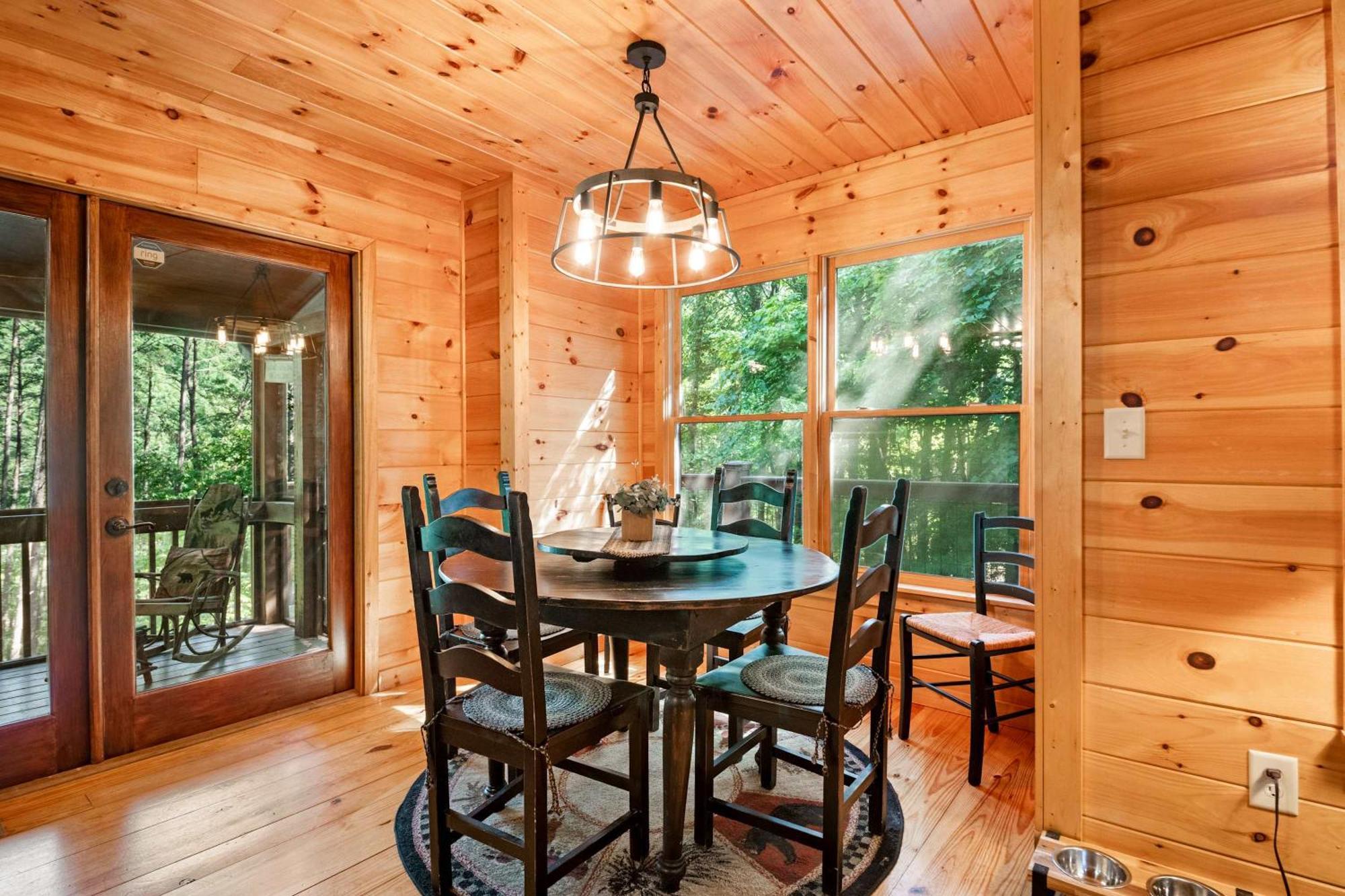 Lakeside Retreat Hot Tub Fishing Hiking Ellijay Exterior foto